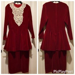 Gorgeous!!! Vintage  Royal Red Velvet Dress W Sm
